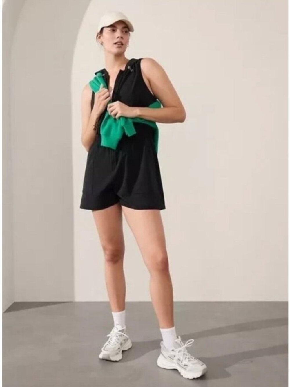 NEW Athleta Boundless Romper Black Athletic Hooded Lightweight Zip Front Medium